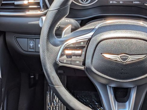 Used 2025 Genesis G70 2.5T RWD image 18