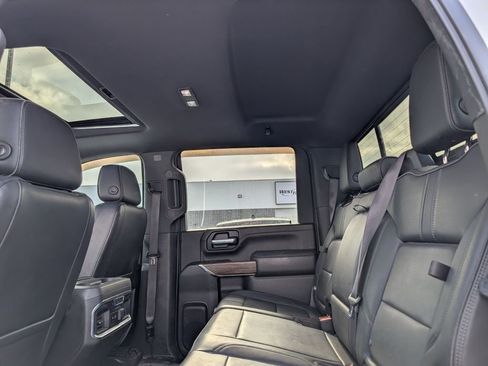 Used 2021 Chevrolet Silverado 2500 High Country w/ Z71 Off-Road Package image 11