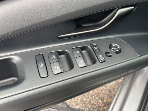 New 2026 Hyundai Elantra SEL Sport image 9