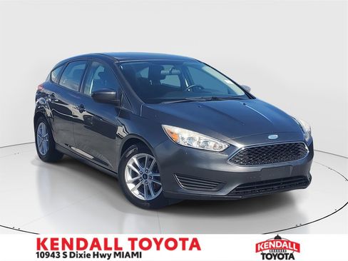Used 2018 Ford Focus SE image 1