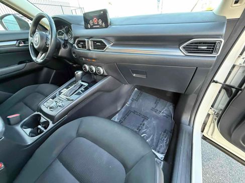 Used 2020 MAZDA CX-5 Sport FWD image 35