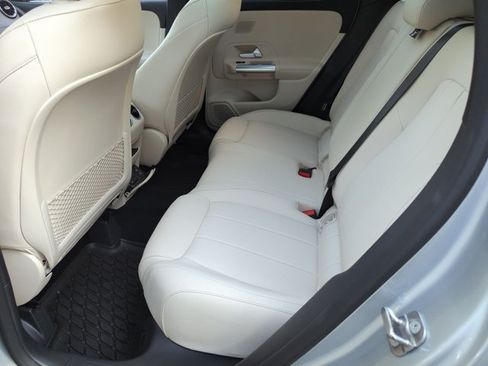 Used 2026 Mercedes-Benz GLA 250 image 19