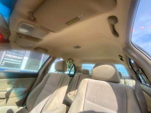 Used 2004 Honda Accord LX image 19