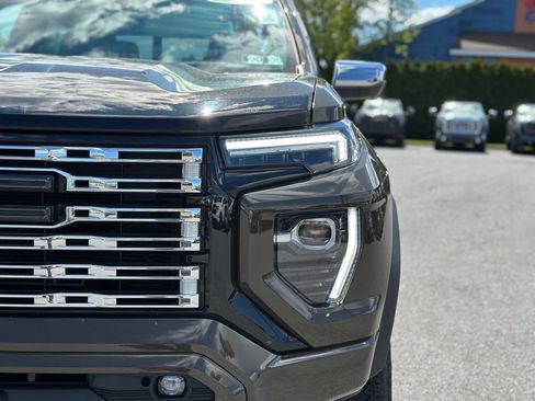 Used 2024 GMC Canyon Denali AWD/4WD image 44