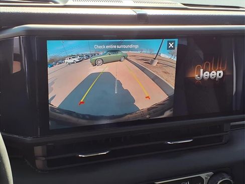 Used 2024 Jeep Wrangler Willys image 4