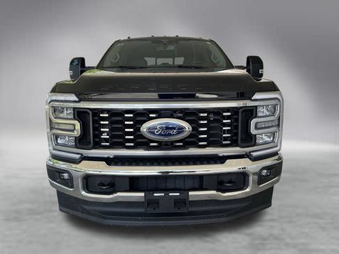 Used 2026 Ford F350 Lariat AWD/4WD image 13