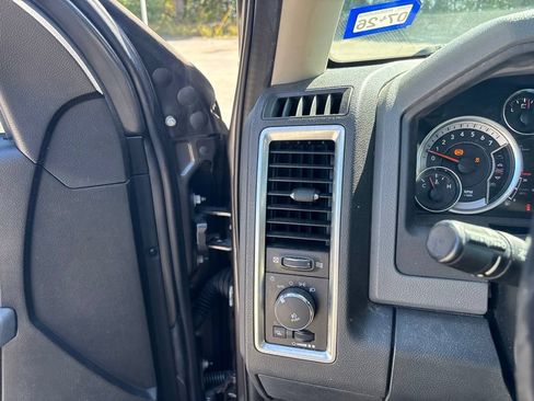 Used 2016 RAM 1500 Lone Star RWD image 13