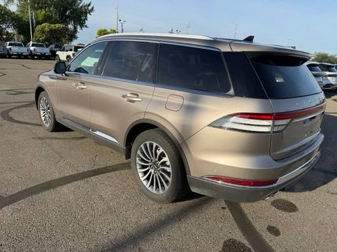 Used 2021 Lincoln Aviator Reserve w/ Equipment Group 201A AWD/4WD image 8