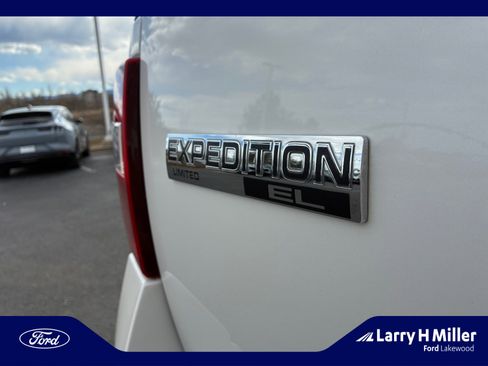 Used 2013 Ford Expedition EL Limited image 23