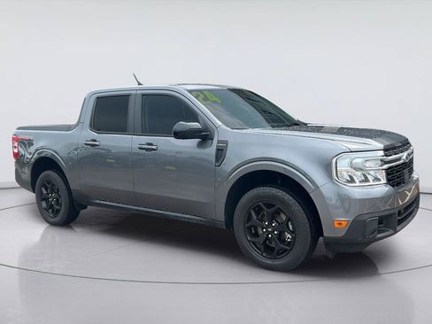 Certified 2024 Ford Maverick Lariat w/ FX4 Off-Road Package AWD/4WD image 1