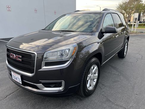 Used 2013 GMC Acadia SLE image 4