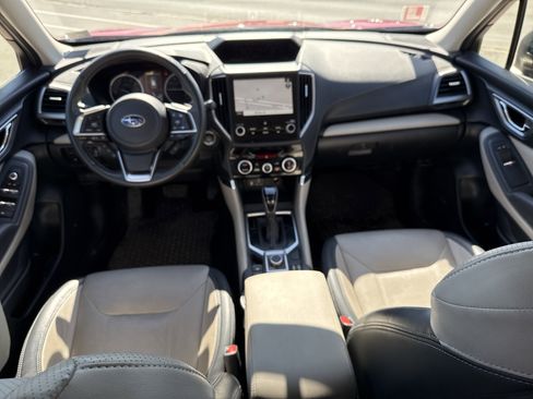 Used 2024 Subaru Forester Limited w/ Convenience Package image 14