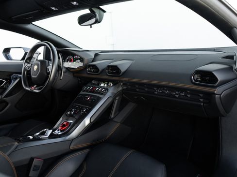 Used 2015 Lamborghini Huracan LP 610-4 image 17