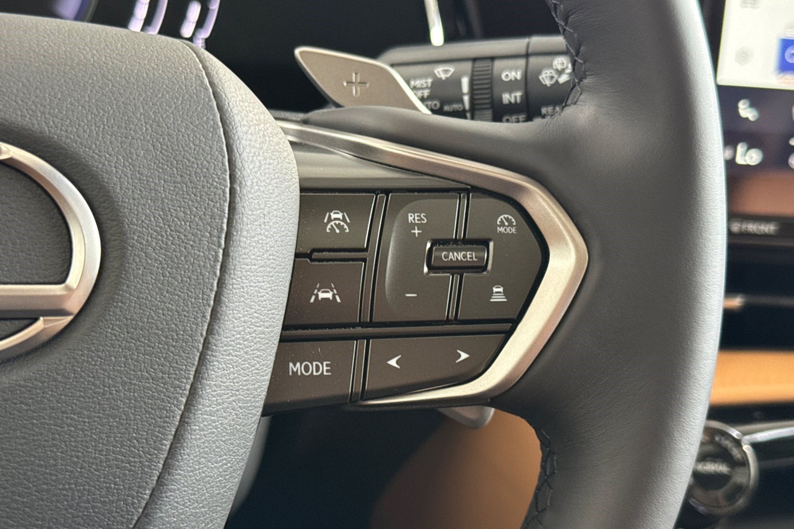Certified 2026 Lexus NX 350h AWD w/ Accessory Package (K3) image 31