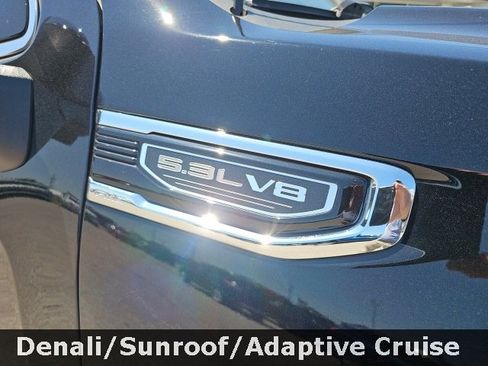 Used 2022 GMC Sierra 1500 Denali w/ Denali Premium Package image 9