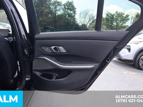 Used 2023 BMW 330i Sedan w/ Premium Package image 27