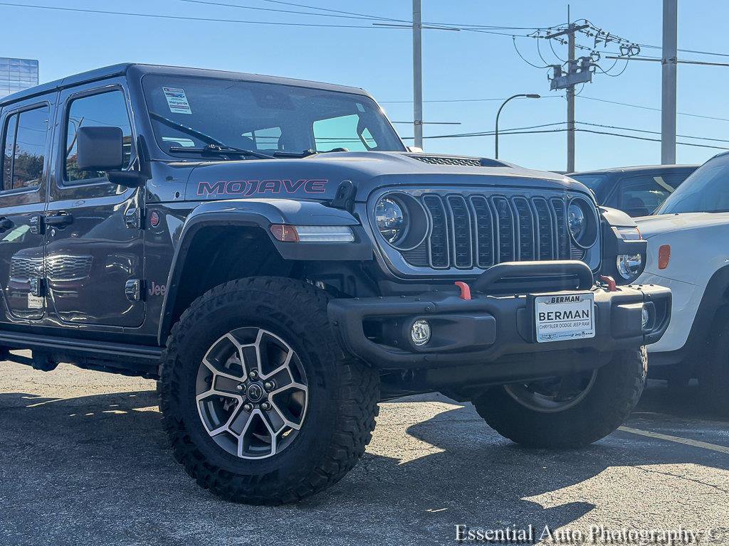 Certified 2025 Jeep Gladiator Mojave AWD/4WD image 4