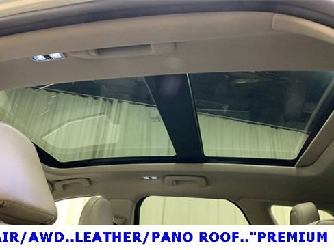 Used 2022 Lincoln Corsair AWD w/ Premium Package image 23