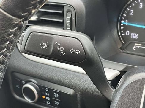 Used 2024 Ford Explorer XLT AWD/4WD image 21