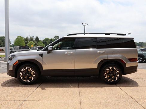 New 2025 Hyundai Santa Fe SEL image 3