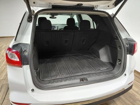 Used 2021 Chevrolet Equinox LT AWD/4WD image 44