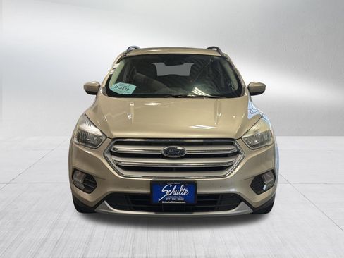 Used 2018 Ford Escape SE w/ SE Sync 3 Package AWD/4WD image 2