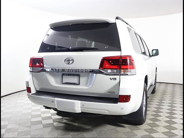 Used 2018 Toyota Land Cruiser AWD/4WD image 5