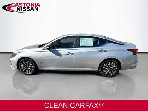 Used 2024 Nissan Altima 2.5 SV image 5