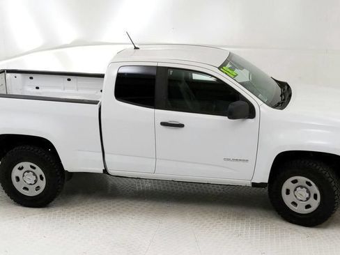 Used 2018 Chevrolet Colorado W/T w/ WT Convenience Package AWD/4WD image 14