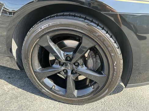 Used 2014 Chevrolet Camaro SS w/ RS Package RWD image 9
