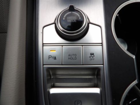 Used 2019 Genesis G70 3.3T Advanced w/ Elite Package image 13