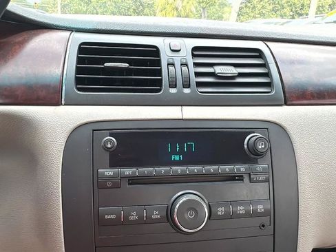 Used 2007 Buick Lucerne CX FWD image 39