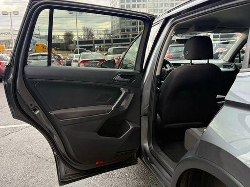 Used 2018 Volkswagen Tiguan S AWD/4WD image 25