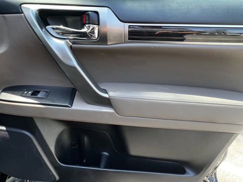 Used 2022 Lexus GX 460 Premium image 44