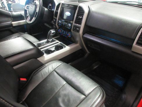 Used 2018 Ford F150 Lariat AWD/4WD image 21