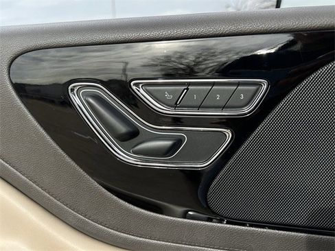 Used 2021 Lincoln Aviator Reserve w/ Elements Package Plus image 28