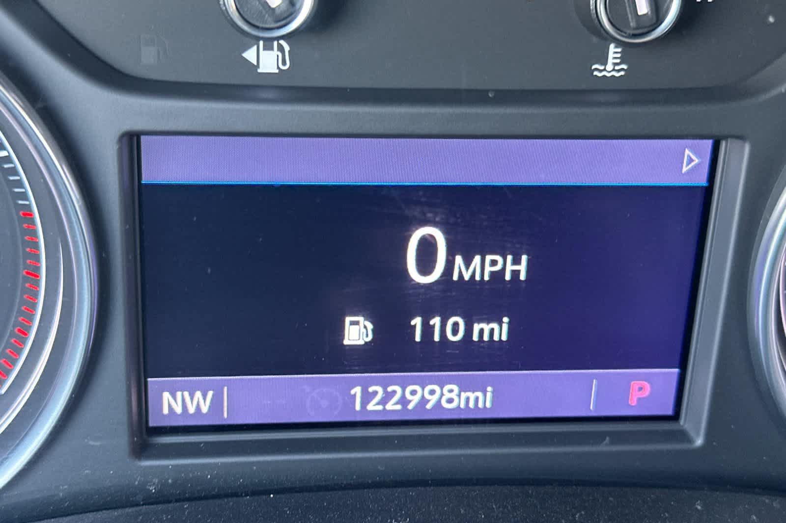 Used 2021 Buick Enclave Essence FWD image 27