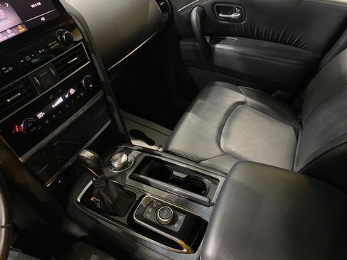 Used 2021 Nissan Armada SV w/ SV Appearance Package AWD/4WD image 15