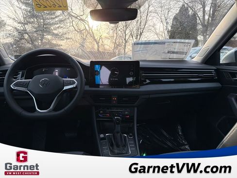 New 2026 Volkswagen Jetta SE image 12