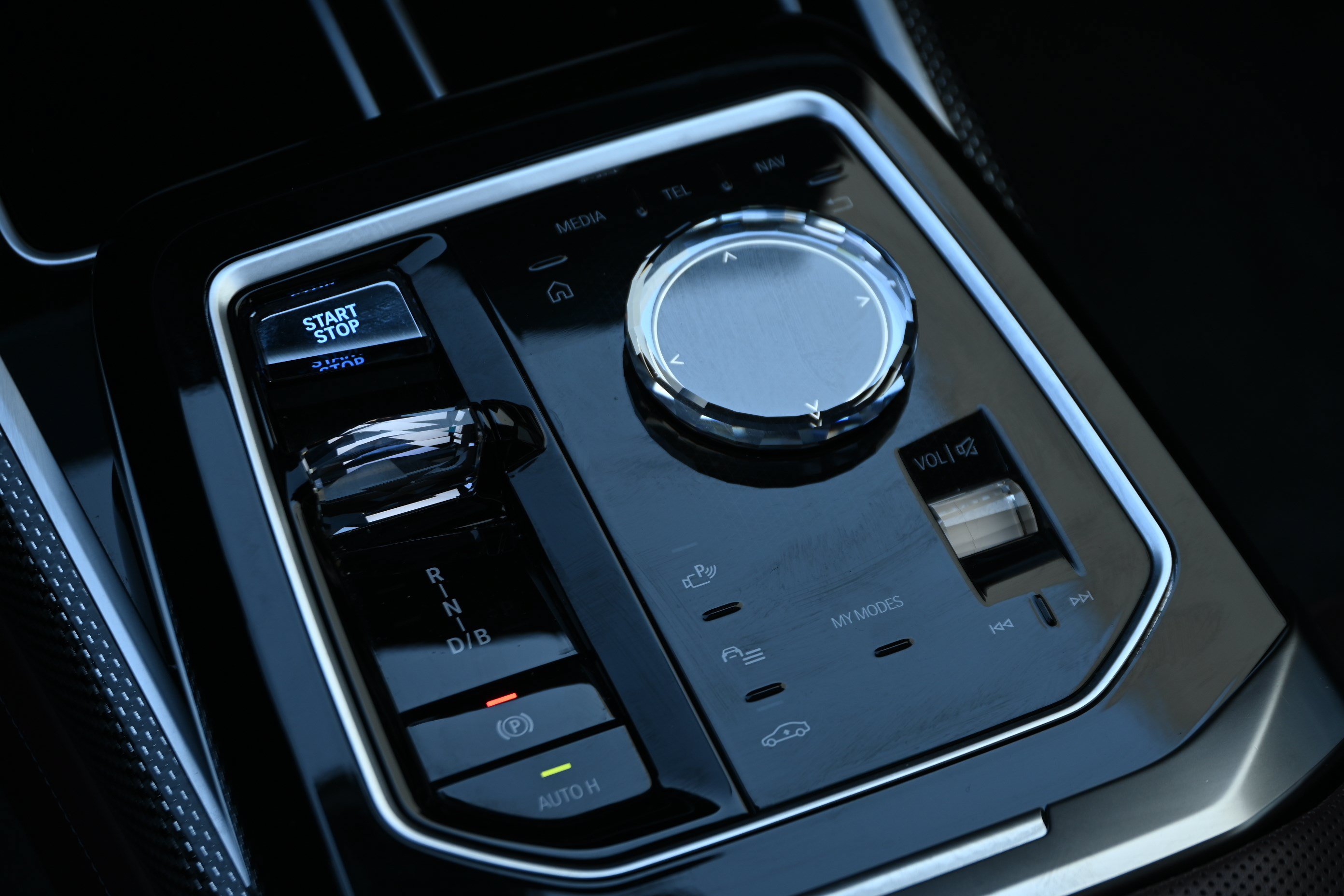 Certified 2023 BMW i7 xDrive60 AWD/4WD image 21