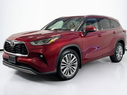 Used 2022 Toyota Highlander Platinum