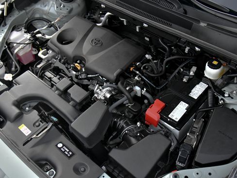 Used 2023 Toyota RAV4 XLE image 47