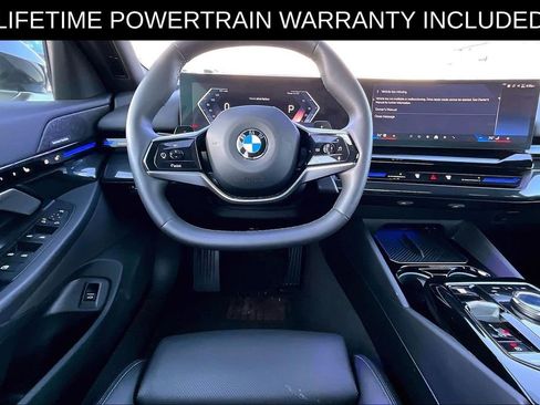 Used 2025 BMW 530i xDrive image 7