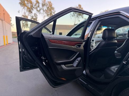 Used 2010 Cadillac CTS Luxury image 17