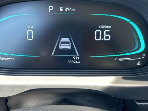Used 2025 Hyundai Venue SEL FWD image 9