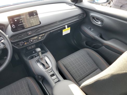 Certified 2026 Honda HR-V Sport image 14