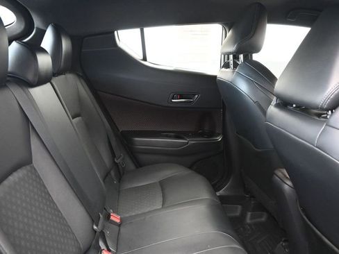 Used 2019 Toyota C-HR Limited FWD image 13