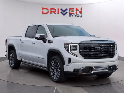Used 2023 GMC Sierra 1500 Denali Ultimate image 8