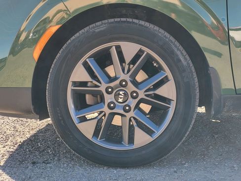 Used 2020 Kia Soul EX image 10