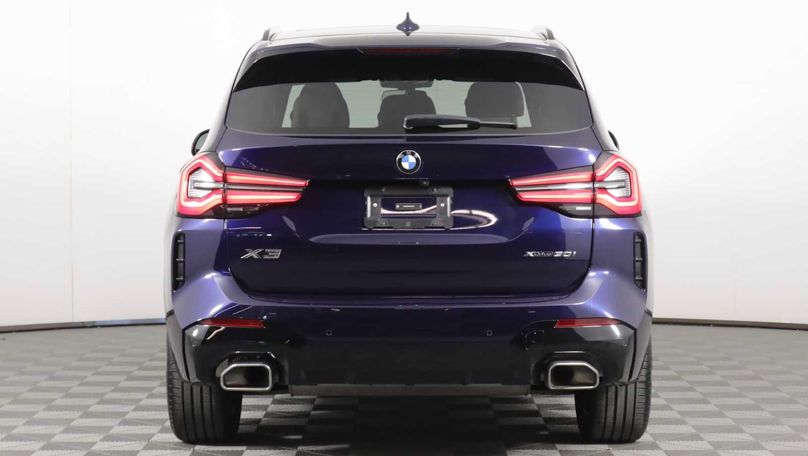 Used 2024 BMW X3 xDrive30i w/ Premium Package AWD/4WD image 5
